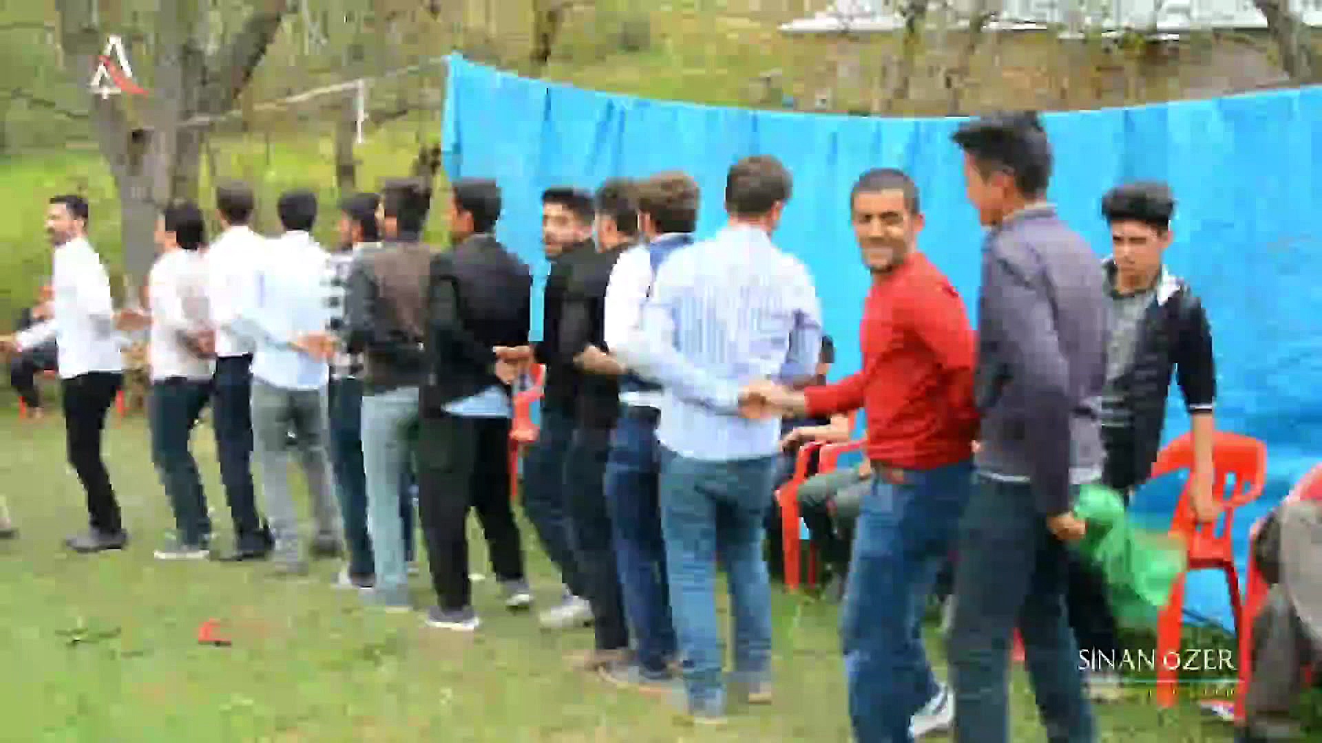 رقص زیبای پسربچه های کورد واقع...