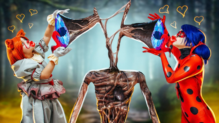 نمایش هارلی و جوکر و شخصیتهای...