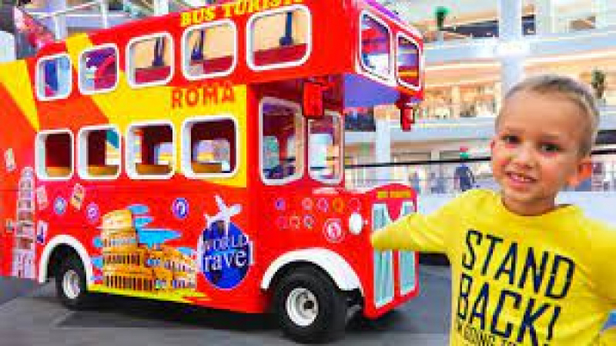 ولد و نیکیتا سوار بر اتوبوس