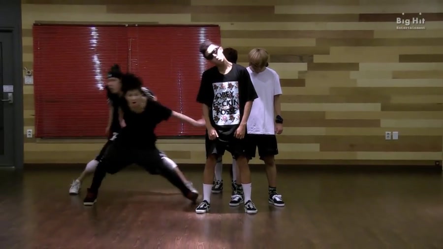 MVاهنگ we are bulletproof pt2...