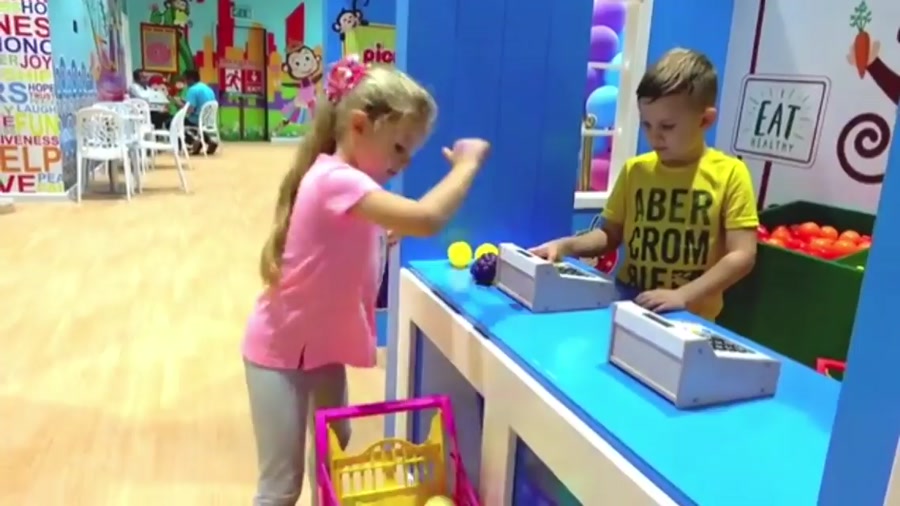 ماجراهای دیانا و روما  برنامه...