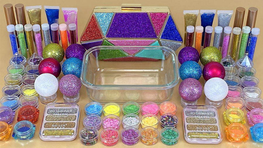 مخلوط میکاپ اکلیلی در اسلایم ش...