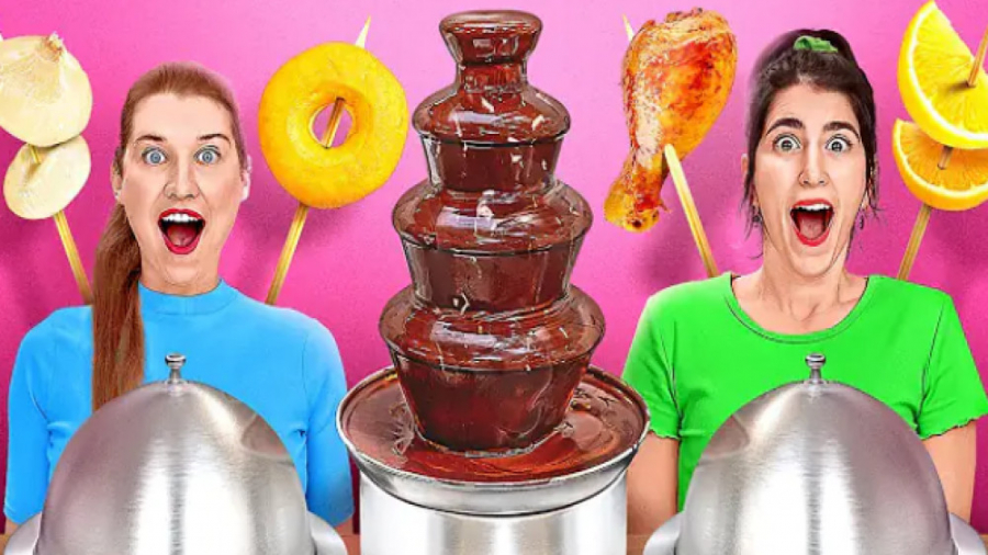 شکلات در مقابل غذای واقعی  چال...