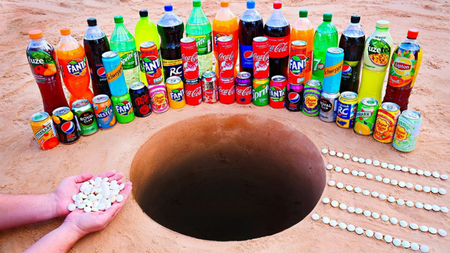 بازی و سرگرمی با نوشابه های گا...