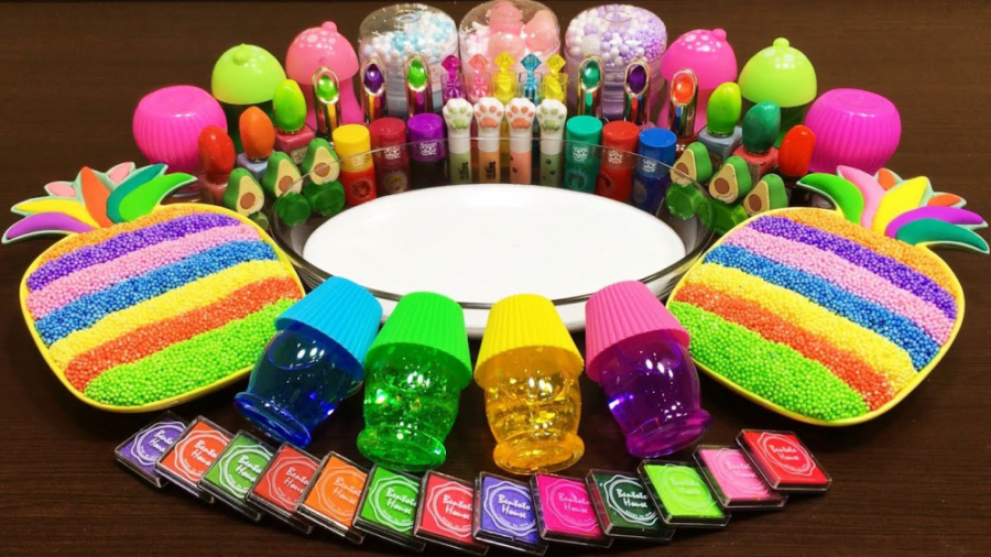 مجموعه جالب مخلوط میکاپ و اسلا...