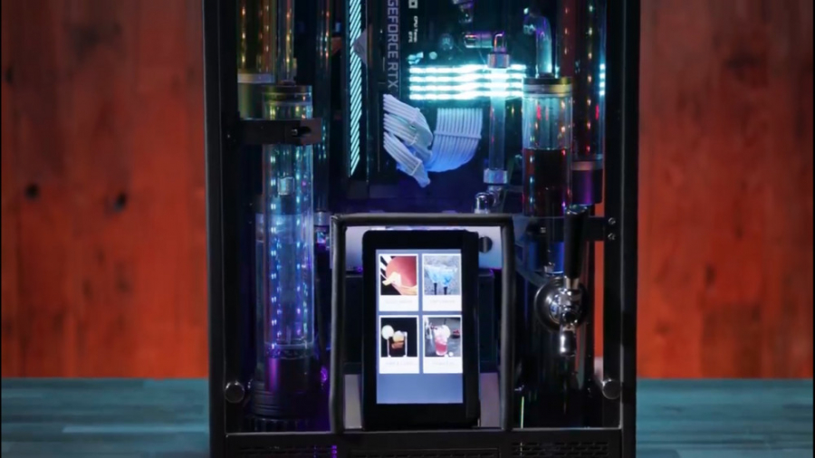 دروغ اول آوریل: کامپیوتر نوشید...