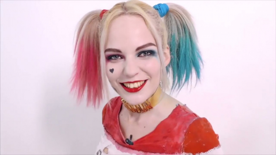 نمایش هارلی کویین