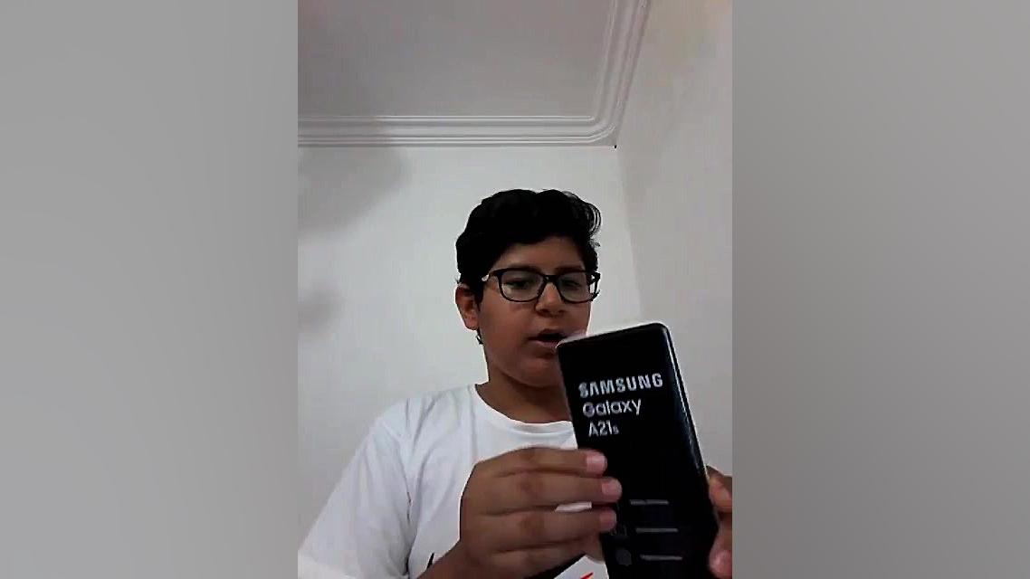 انباکسینگ گوشی سامسونگ گلکسی A...