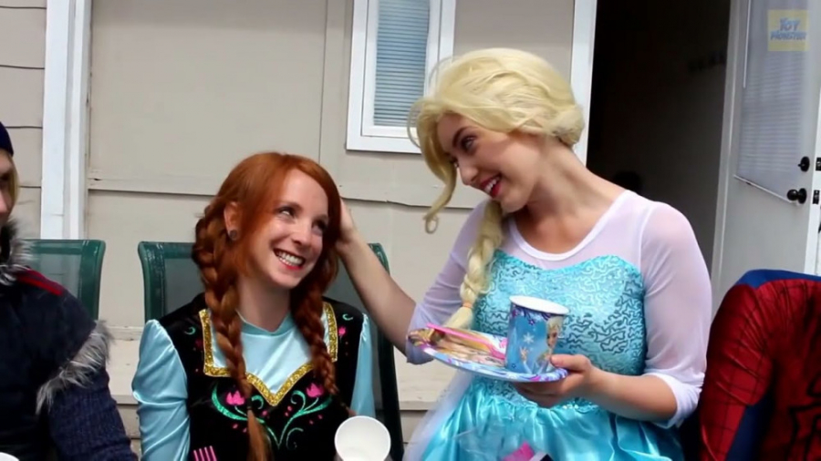 چالش میکاپ السا و انا