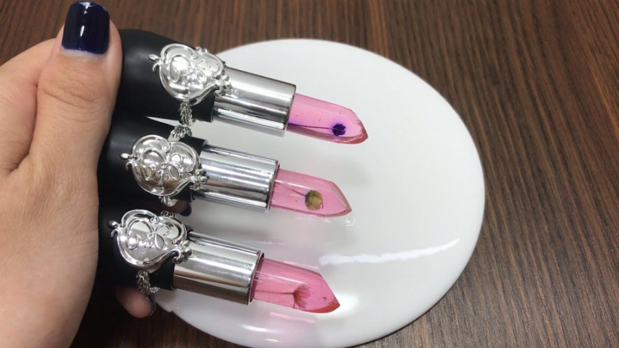 مجموعه رژ آرایشی اکلیل و اسلای...