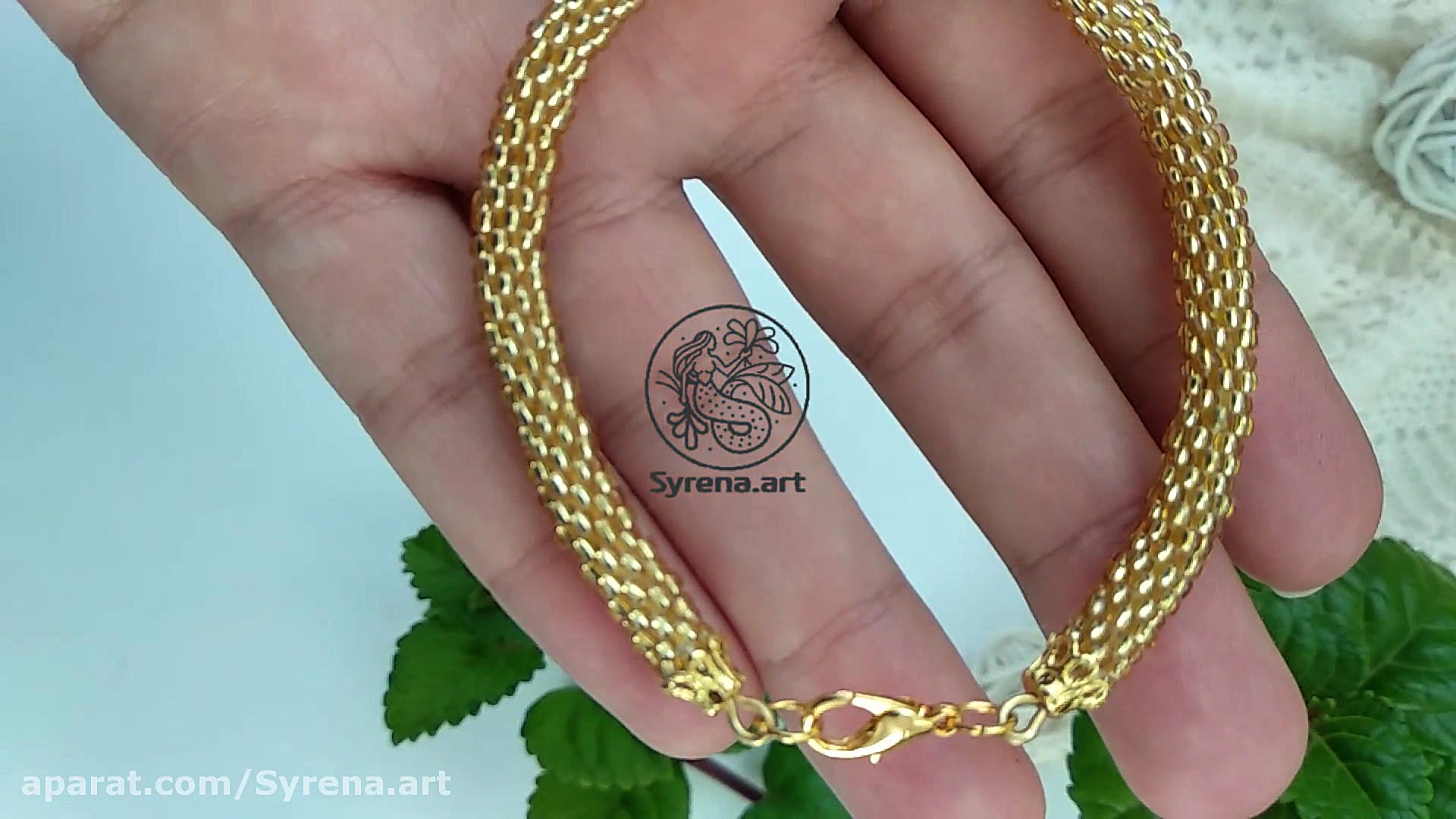 نمونه دستبند قلاببافی شده با م...