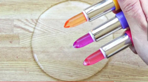 مخلوط کردن اسلایم میکاپ اسلایم...