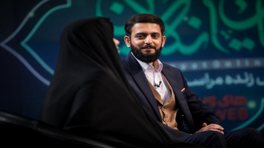 گفتگوی جذاب هیئت آنلاین با مجی...