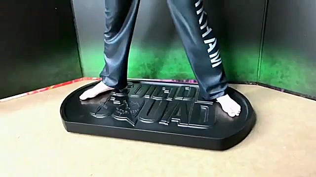 مجسمه ی جوکر جرد لتو از کمپانی...