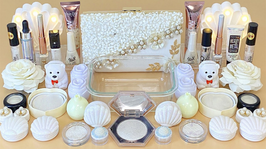 اسلایم میکاپ اکلیلی تم سفید