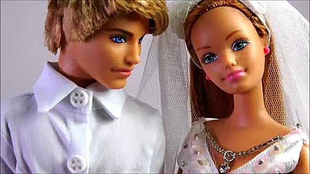 باربی حامله