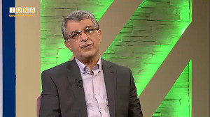عظمت خدا چشم و دل متقین را پر...