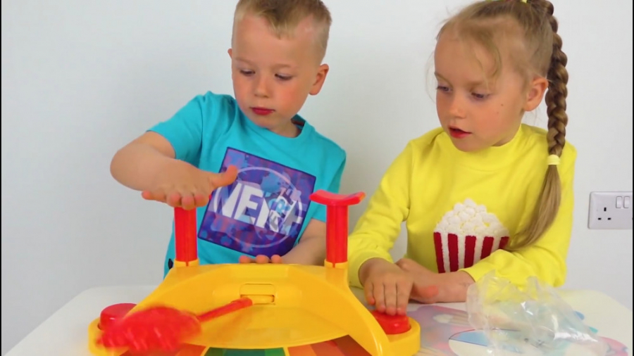 ماجراهای گبی و الکس:: چالش خند...