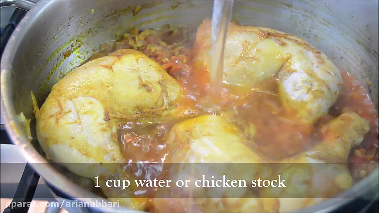 طرز تهیه زرشک پلو با مرغ در خا...