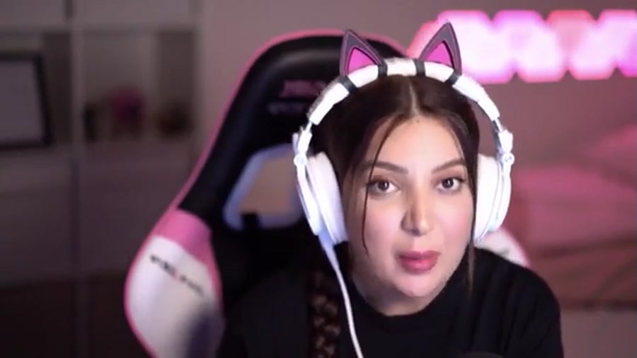 کوثر خشن شده تاکسی گرل فورتنای...