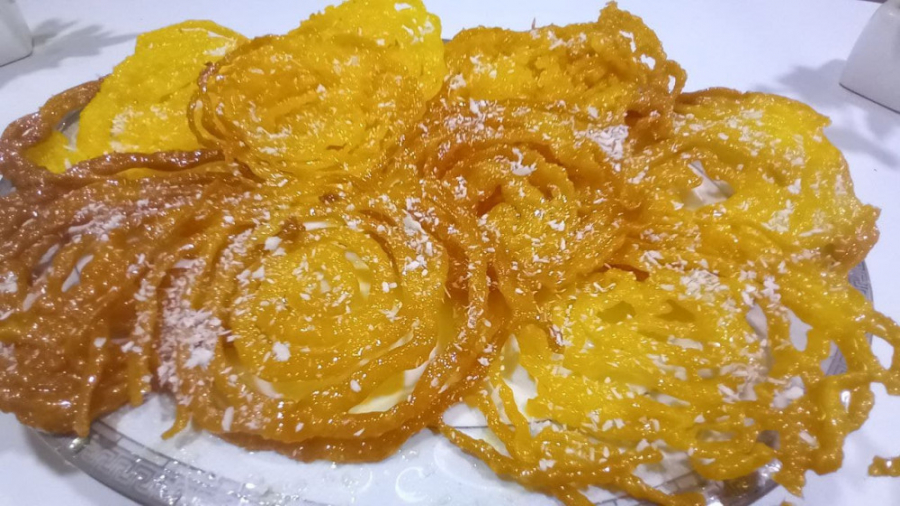 طرز تهیه زولبیا خانگی با ذکر ن...