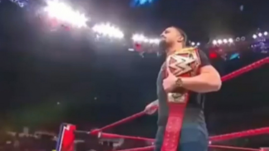 خداحافظی رومن از کشتی کج  رومن...