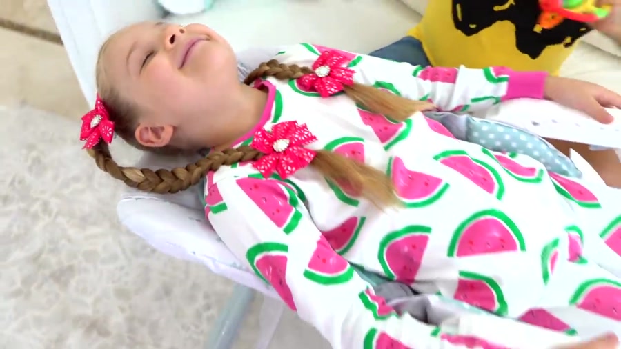 دیانا و روما  دیانا و روما  با...