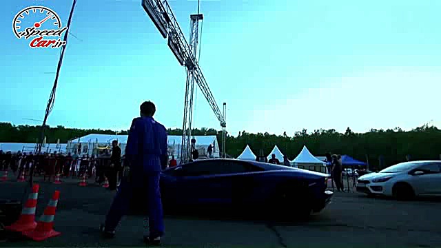 درگ لامبورگینی اونتادور و لامب...