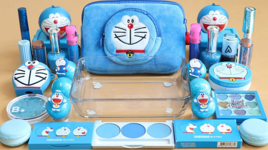 مخلوط کردن اسلایم تم ابی