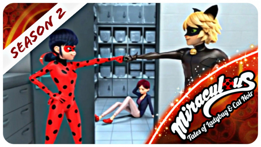 دختر کفشدوزکی در مقابل ملکه تص...