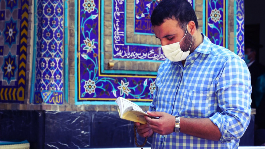 خلوت عاشقانه با خدا در حرم اما...