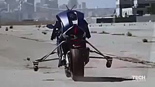 ربات موتور سوار در نمایشگاه تو...