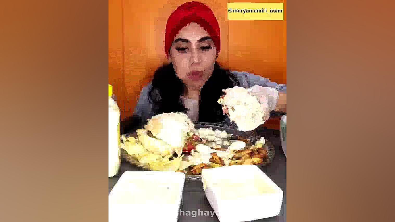 خوردن همبرگر خرچنگی مذاب  اسمر...