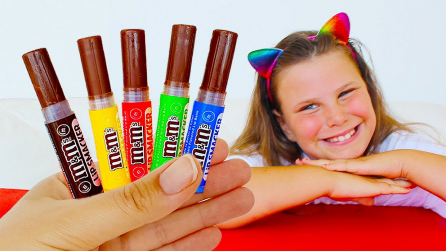 آدریانا شو  آدریانا و دوستان...