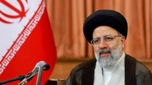 باید به آیت الله رییسی کمک کرد...