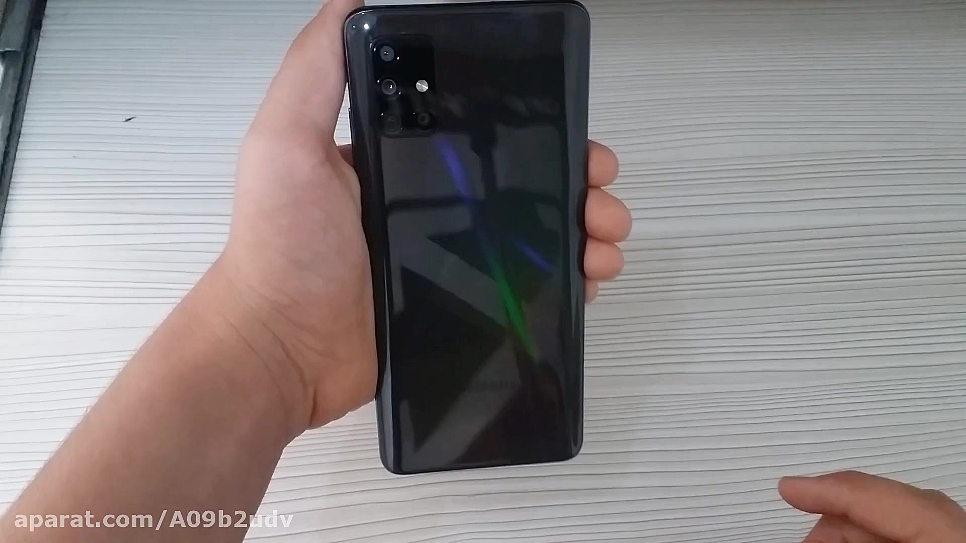 جعبه گشایی گوشی موبایل