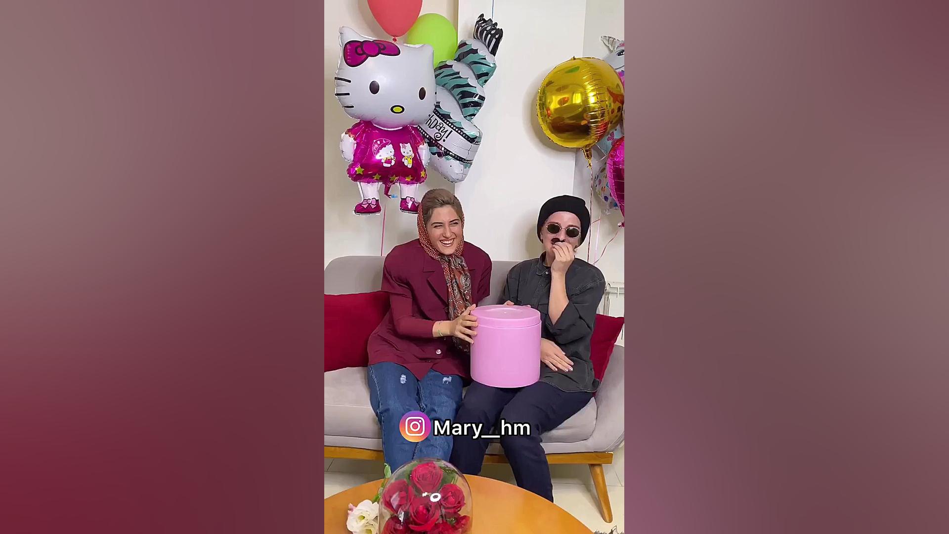 پشت صحنه ی پست ماری