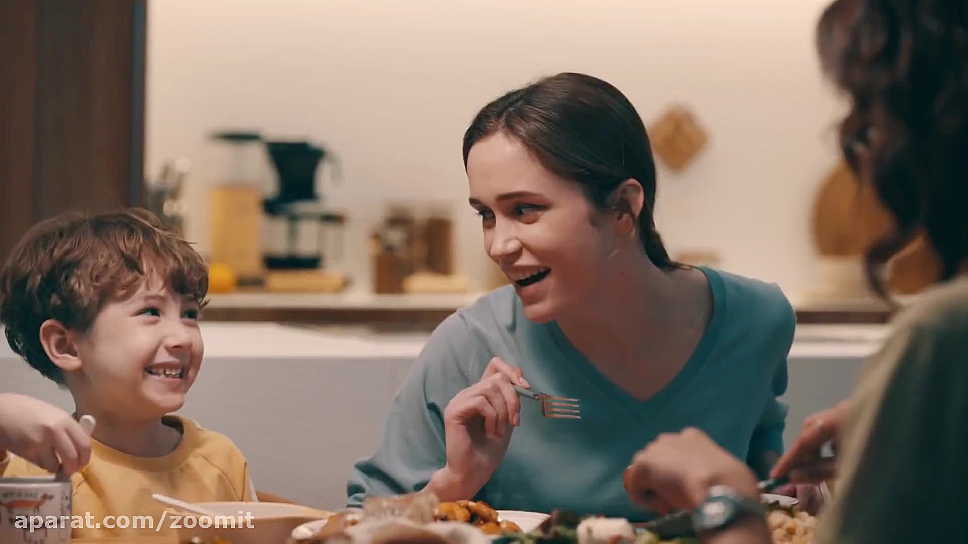 سامسونگ نمایشگر تاشو سه‌گانه،...