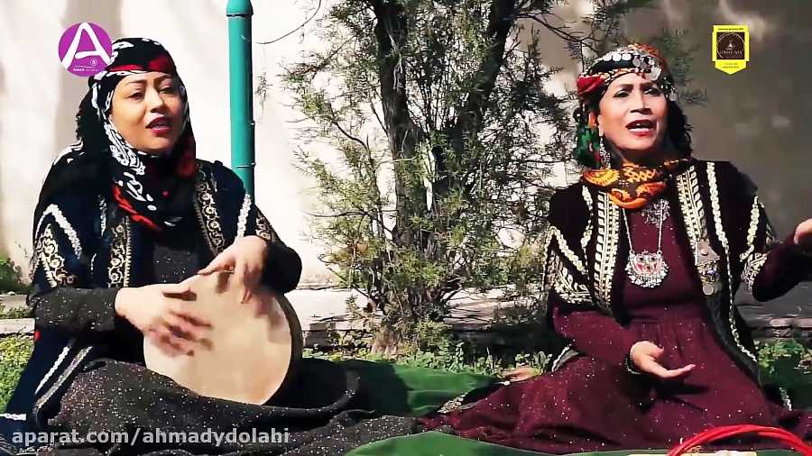 لری کمانچه و خواننده نوش&zwnj;...