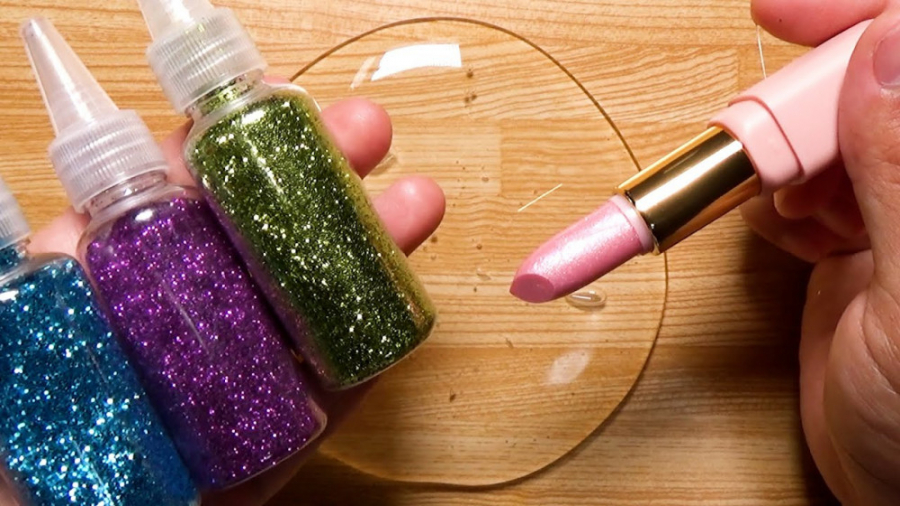 اسلایم اکلیلی و لوازم آرایشی