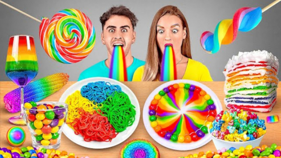 چالش تفریحی خوراکی های رنگارنگ...