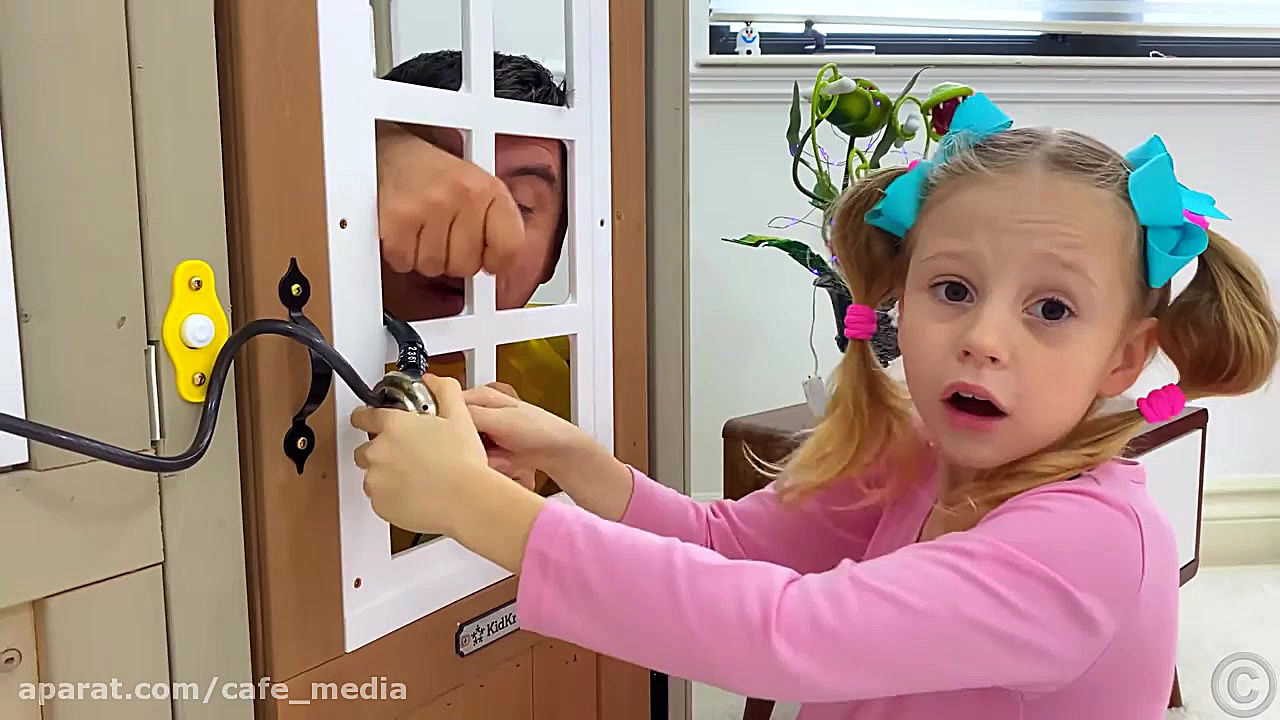 ناستیا و استیسی  ناستیا  ناستی...