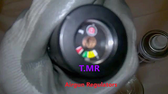 نصب رگولاتور برروی مخزن سلاح ب...