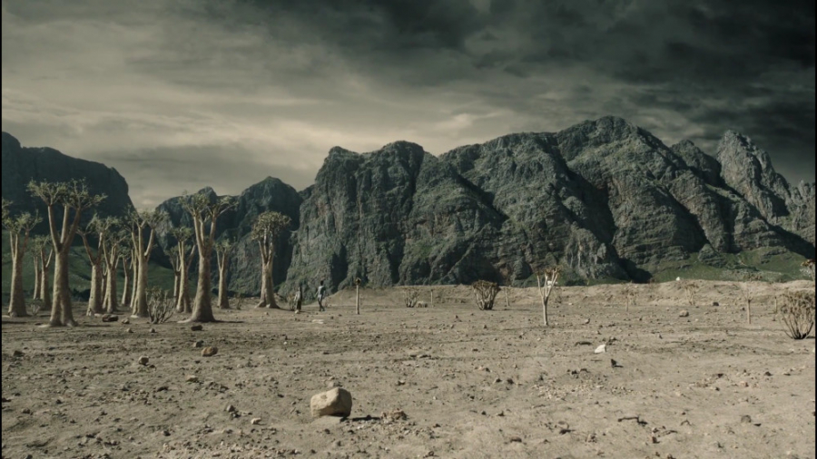 بزرگ شده توسط گرگها فصل 1 قسمت...