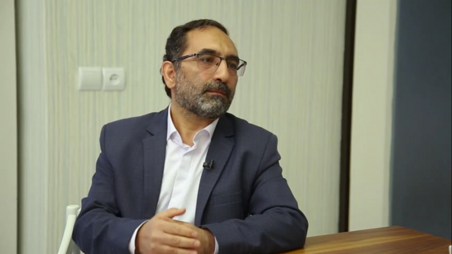 دادشهر | مصاحبۀ روح‌الله رشیدی با غلامرضا احمدی