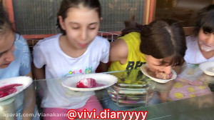 چالش خوردن بستنی با ویانا و آو...