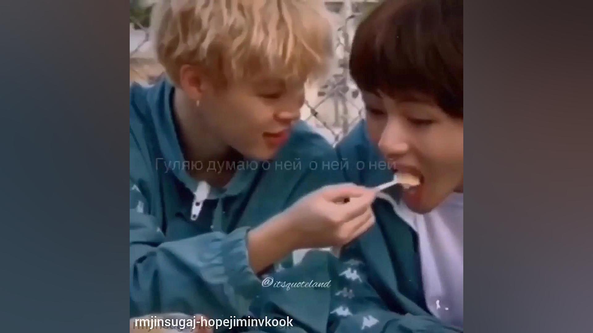 ویدیو لیریک ویمین (BTS)