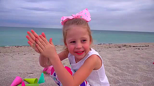 کارتون سرگرمی  ناستیااستیسی با...