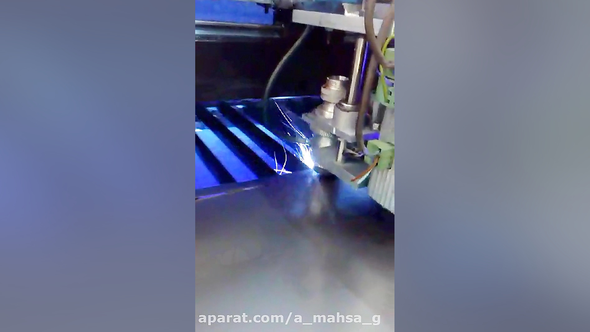 برش فلز با دستگاه لیزر آقای اح...