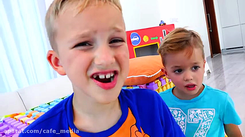 ماجراهای ولاد و نیکی:: ولاد و...